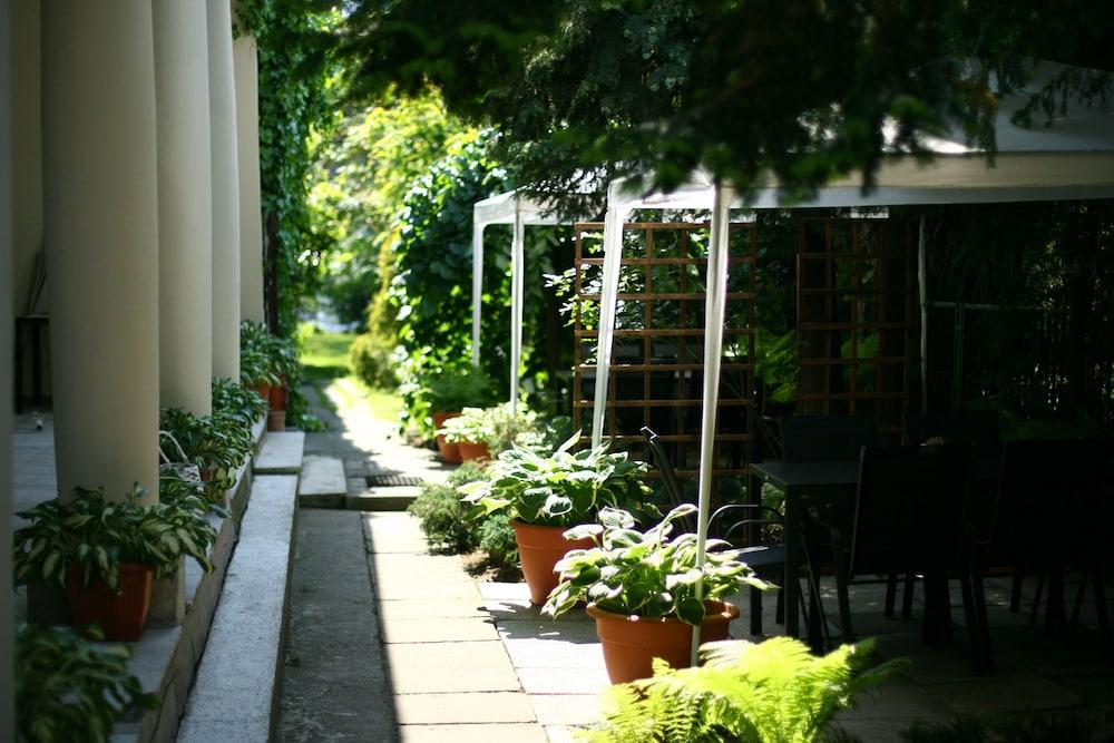 Miodosytnia 3* Краків